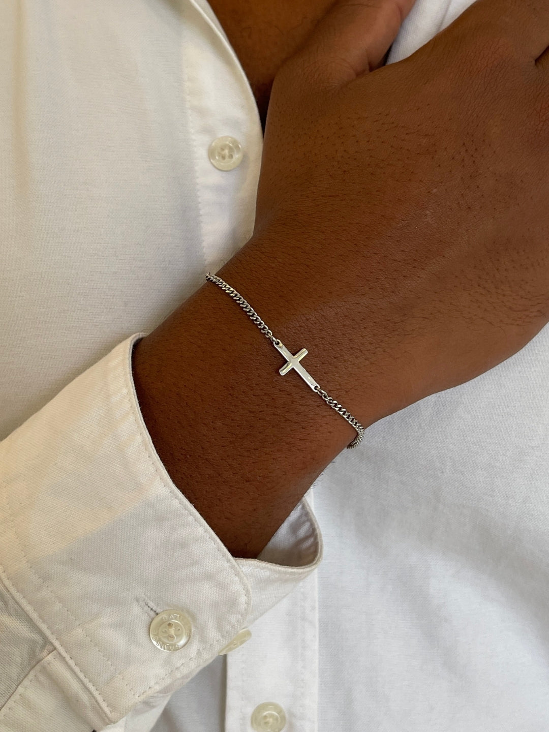 Pulsera Cruz (Bañado oro 18K).